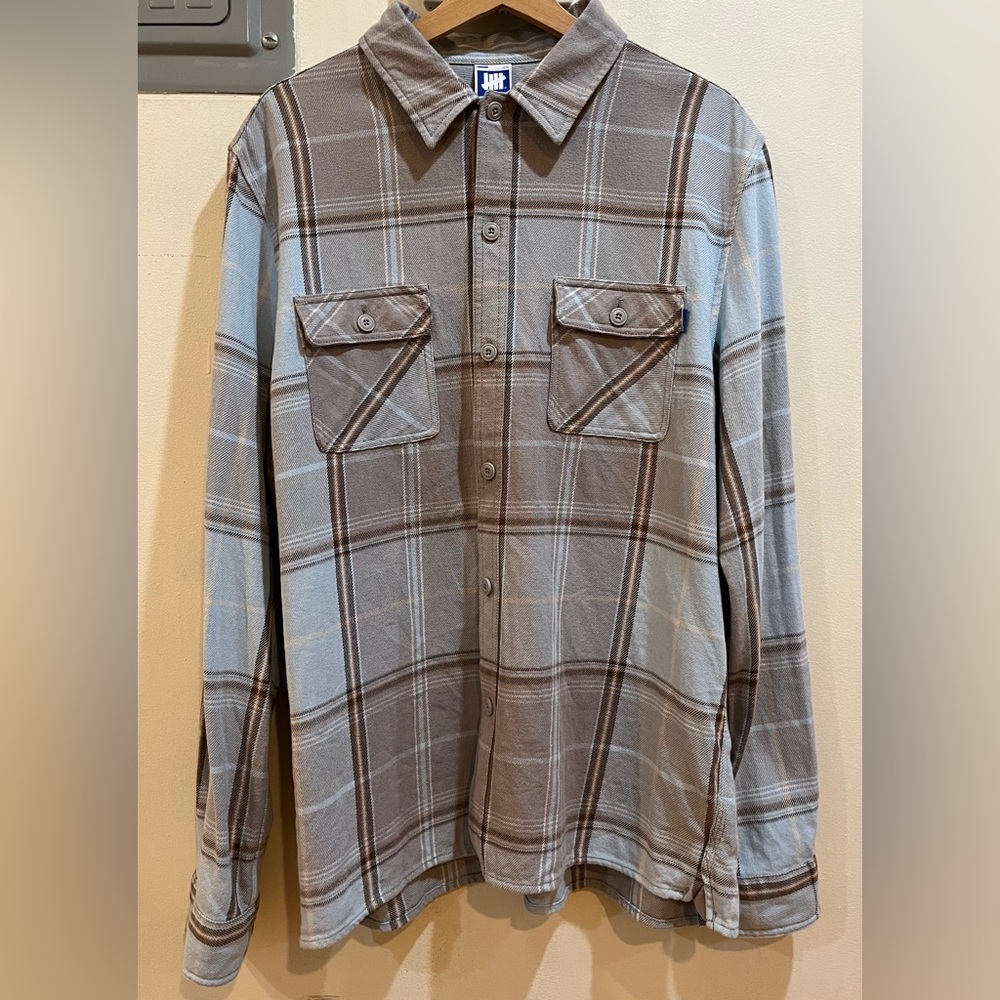 UNDEFEATED PLAID SHIRT LIGHT BLUE PLAID /L